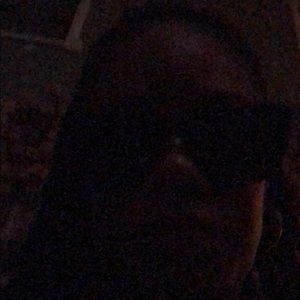 Meet your Posher, Chanel